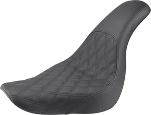 Saddlemen Profiler™ Lattice Stitch Seat<br><ul><li>Supple SaddleHyde offers a combination of comfort, glove-soft leathery feel, and weather-resistant, no-maintenance good looks</li><li>A unique blend of variable density foam and SaddleGel™ eases tailbone pressure and improves circulation</li><li>This seat has narrow styling, a thin profile, and low riding height</li><li>Designed and made in the U.S.A.</li></ul>