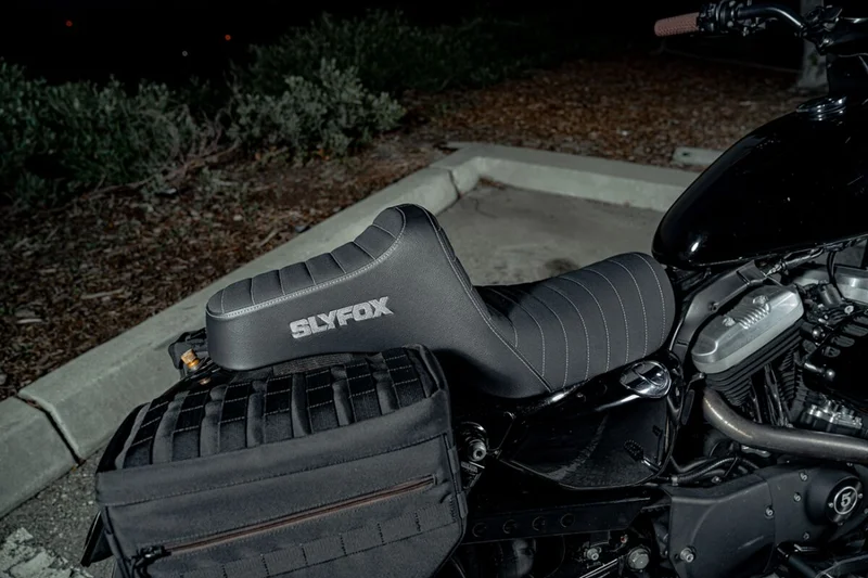 SlyFox SEAT HIGHNOON SLVR STITCH XL 0