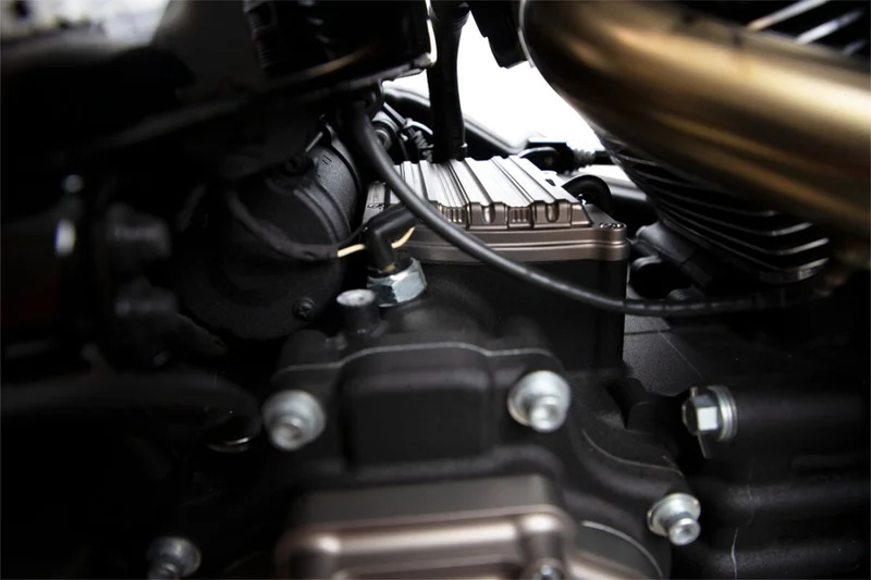 Arlen Ness COVER TRANS TITANIUM