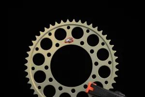 RENTHAL SPROCKET R 525 45T HA
