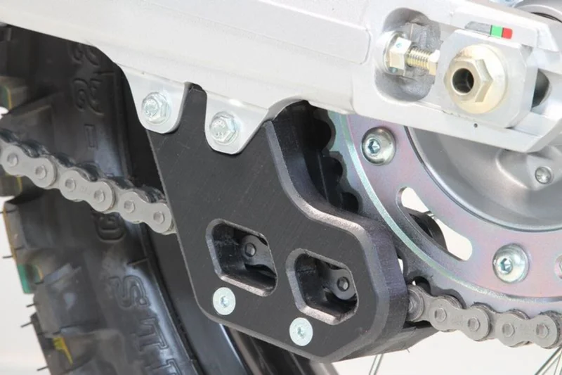 AXP RACING CHAIN GUIDE HON CRFL 250-300 BLACK