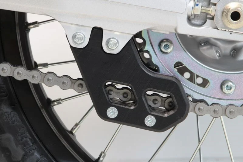 AXP RACING CHAIN GUIDE HON CRFL 250-300 BLACK
