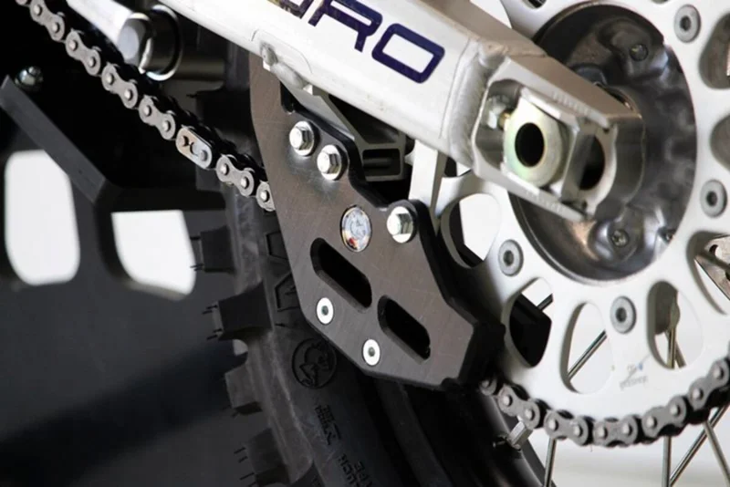 AXP RACING CHAIN GUIDE HON RED