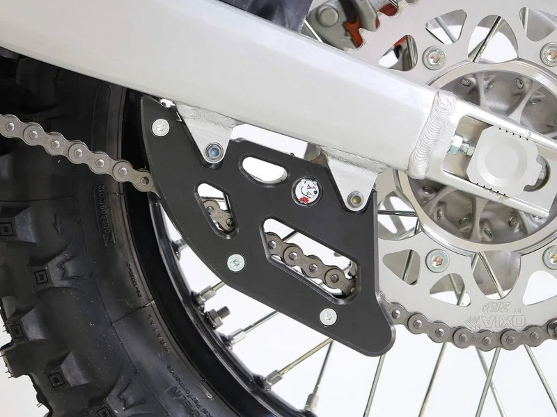 AXP RACING CHAIN GUIDE SHERCO 24- BL