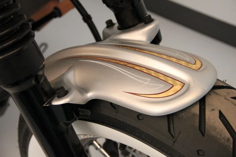 Cult-Werk ''Old School'' front fender. Gloss black - 60574-10