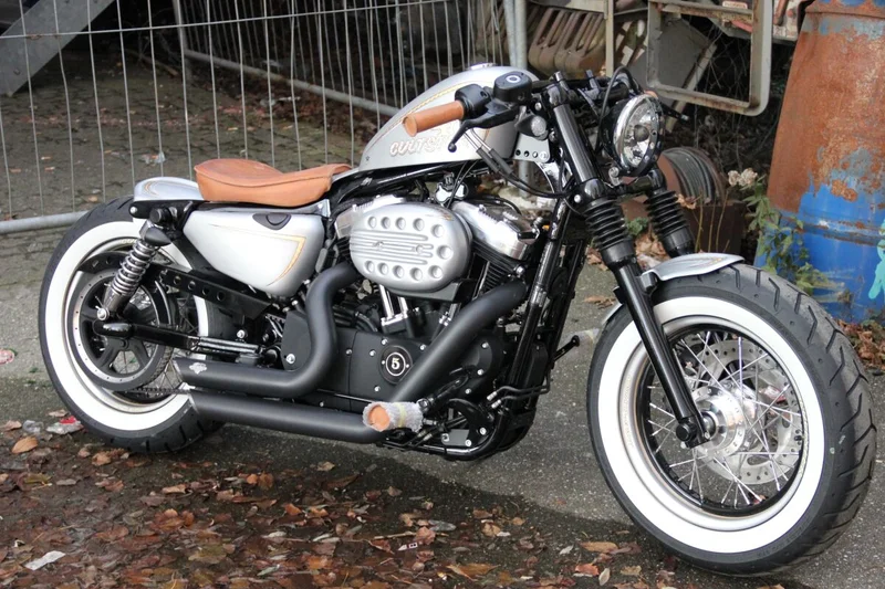 Cult-Werk ''Old School'' front fender. Gloss black - 60574-10