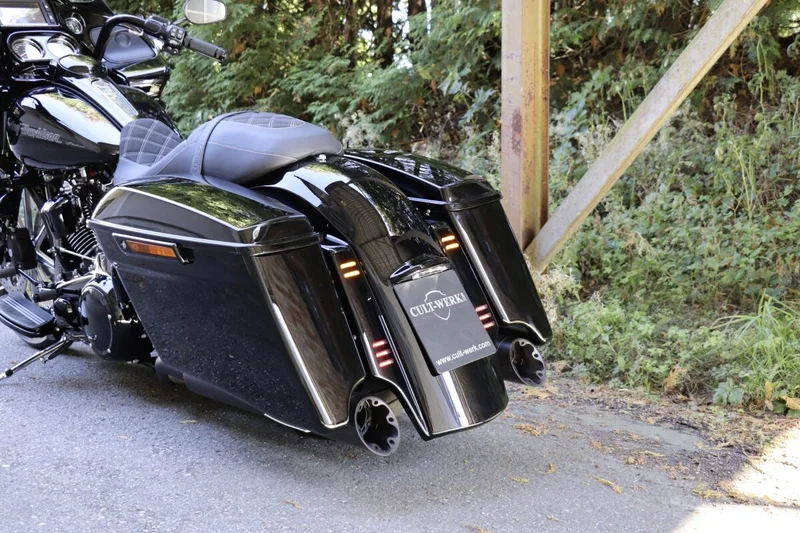 Cult-Werk Touring rear fender conversion kit ''V2 Custom''