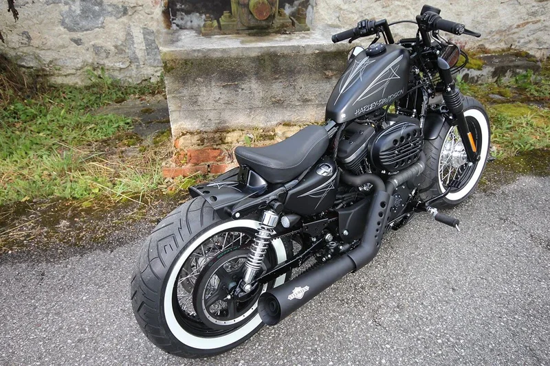 Cult-Werk XL ''Short Bobber'' rear fender. Matte black - 59865-10