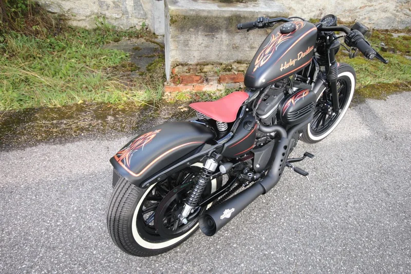 Cult-Werk ''Original Short'' XL rear fender. Matte black
