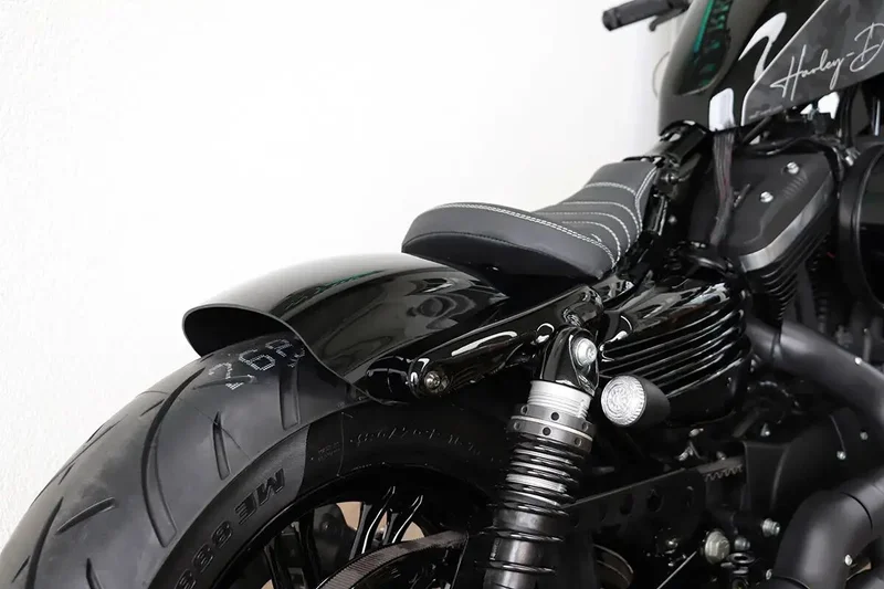 Cult-Werk REAR FENDER XL 04-14
