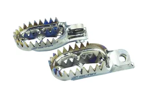 SCAR RACING TITANIUM FOOTPEGS