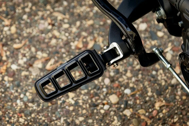 Kuryakyn PEGS W/O ADAP DILL BLK