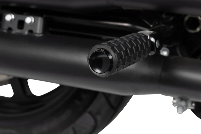 Arlen Ness FOOTPEGS REAR - SOFTAIL M8 - A
