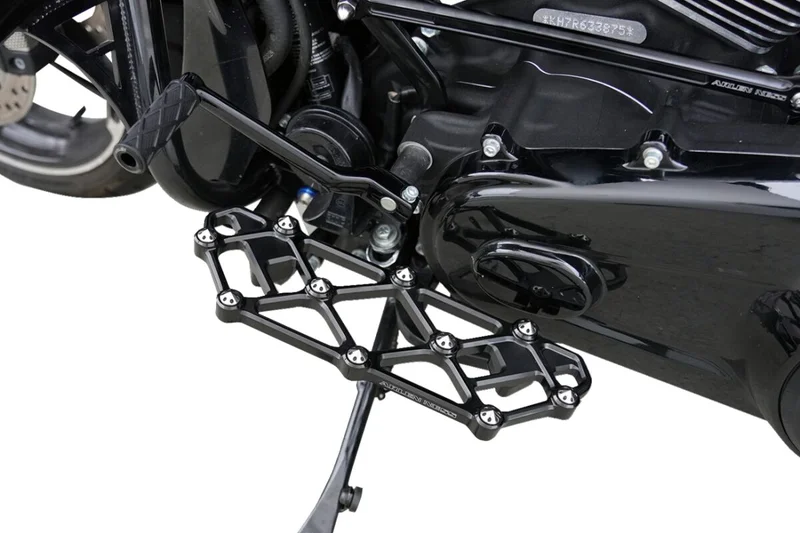 Arlen Ness FLOORBOARD DRIVER - FLT 99-UP