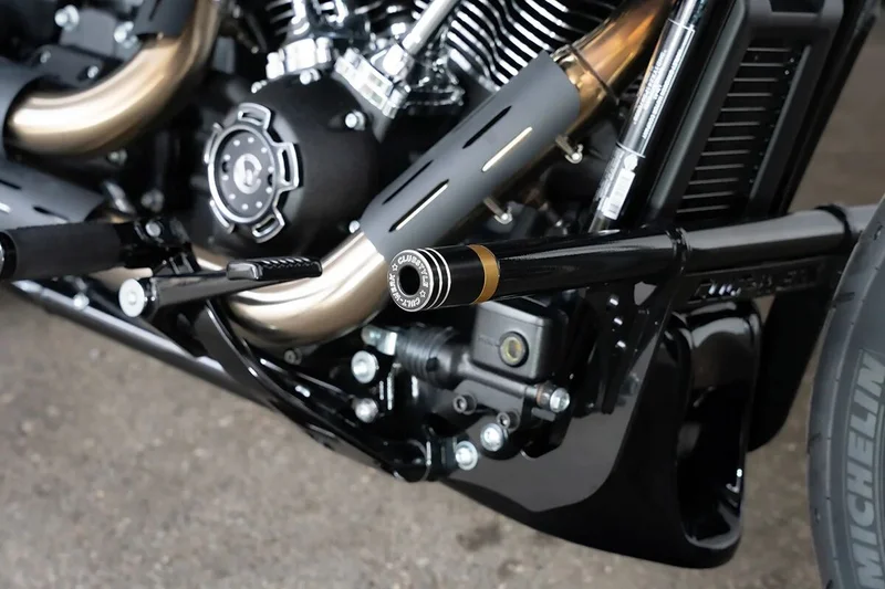 Cult-Werk V2 end caps for ''Clubstyle'' crash bar. Black