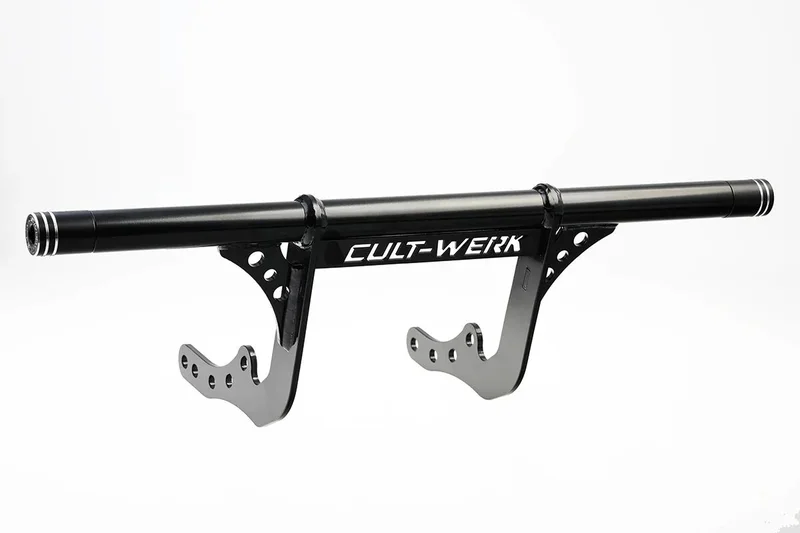 Cult-Werk Crashbar "Clubstyle". Front. Black
