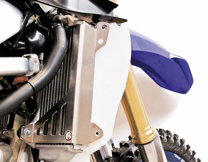 AXP RACING Radiator Brace - Yamaha YZF