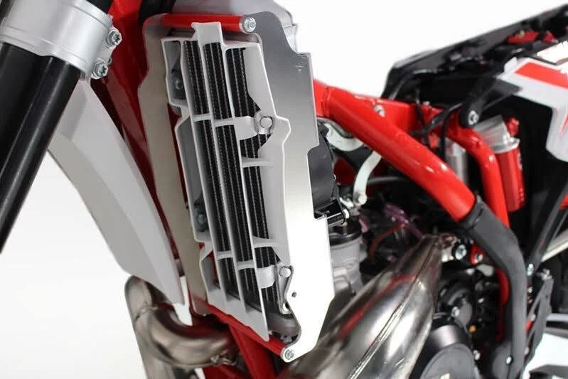 AXP RACING RADIATOR BRACE RR125-300 20-23 RD