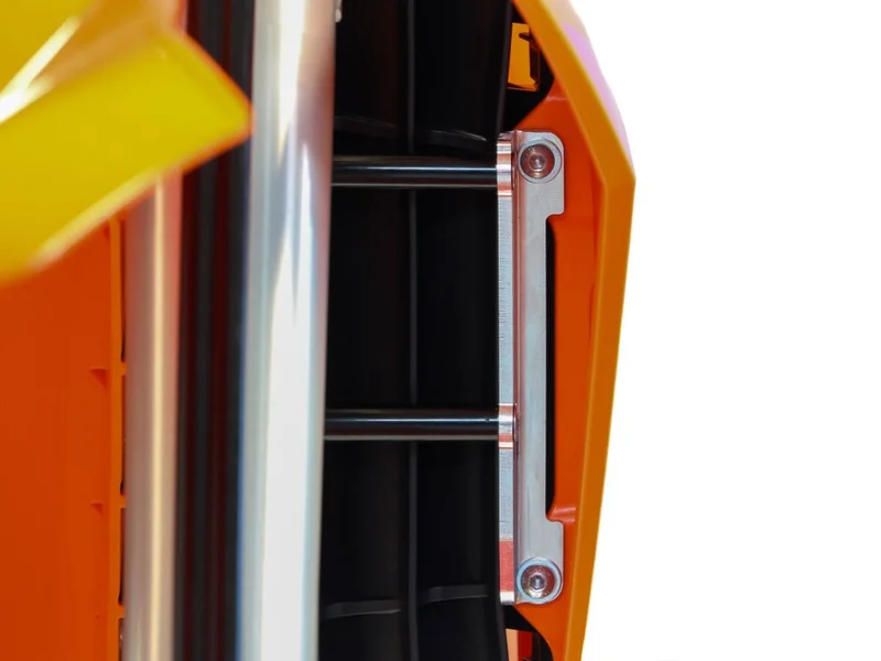 AXP RACING RADIATOR BRACE EXC/F 24- BK