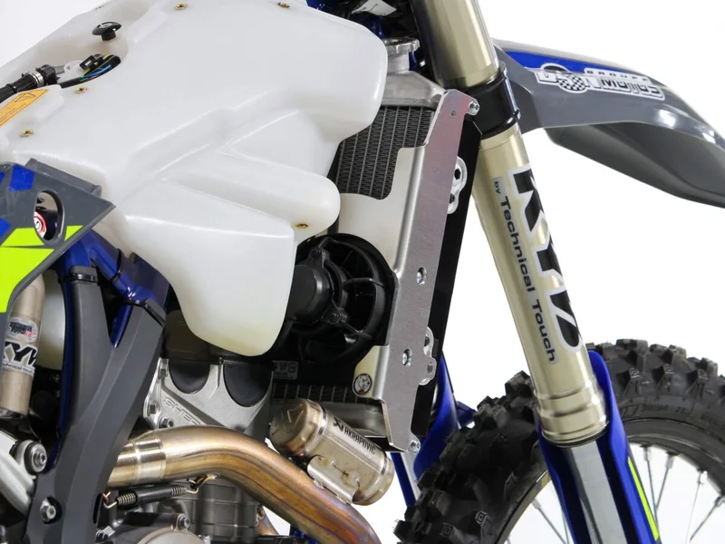 AXP RACING RADIATOR BRACE SHERCO 24- BK