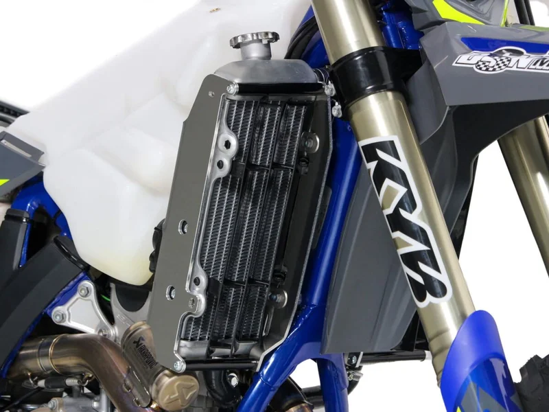 AXP RACING RADIATOR BRACE SHERCO 24- BK