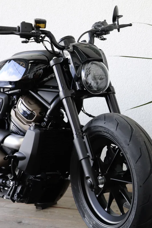 Cult-Werk Headlamp & mask kit ''NRS style. Gloss black