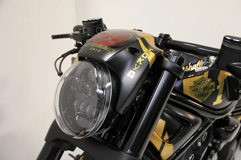 Cult-Werk Headlamp 45mm lowering kit. Black