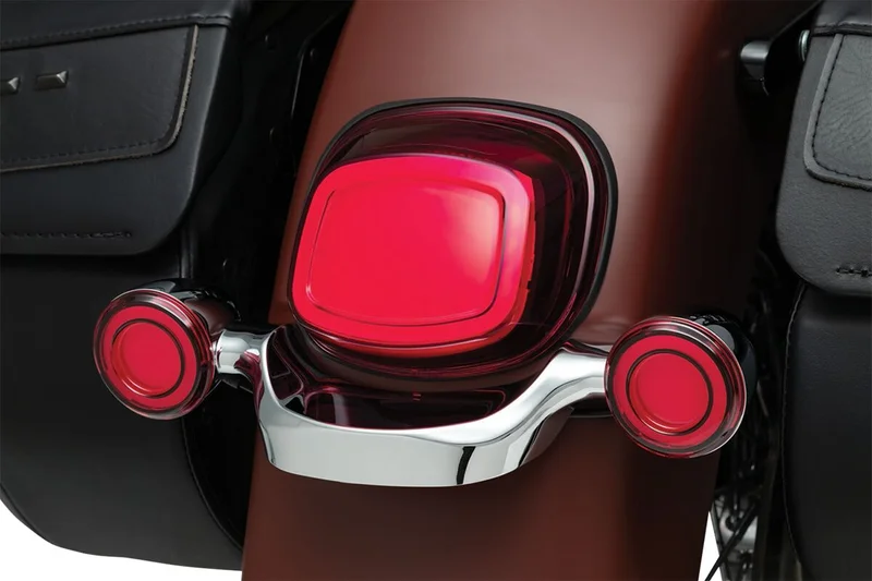 Kuryakyn TAILLIGHT TRACER RED
