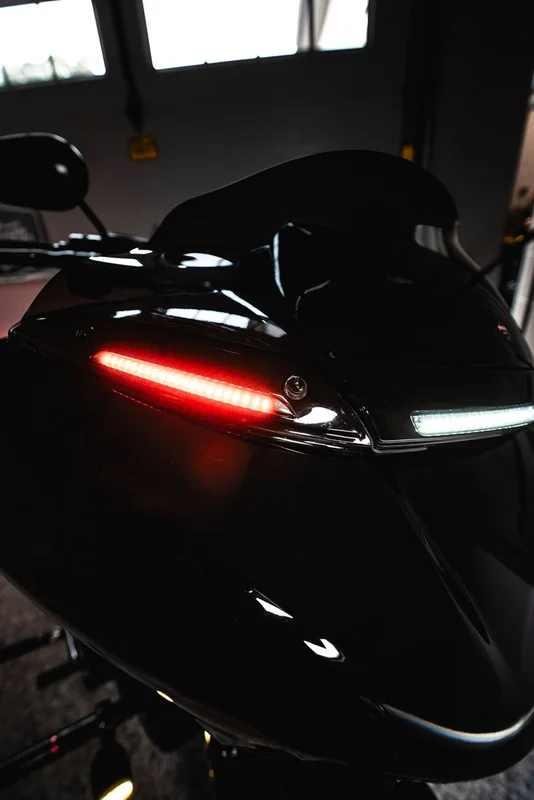 Custom Dynamics ROAD GLIDE WINDSHIELD TRIM FOR