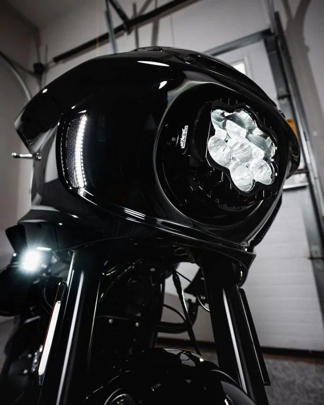 Custom Dynamics LOW RIDER ST FAIRING VENT LIGH