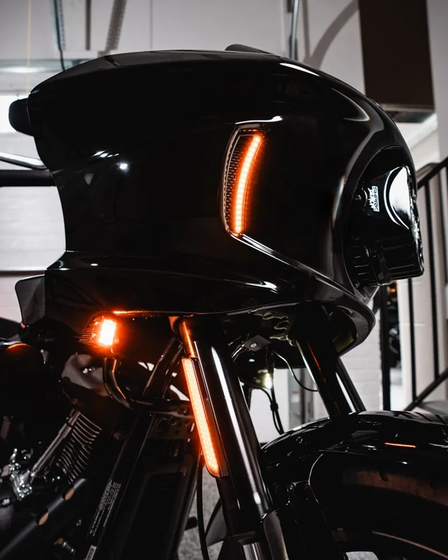Custom Dynamics LOW RIDER ST FAIRING VENT LIGH