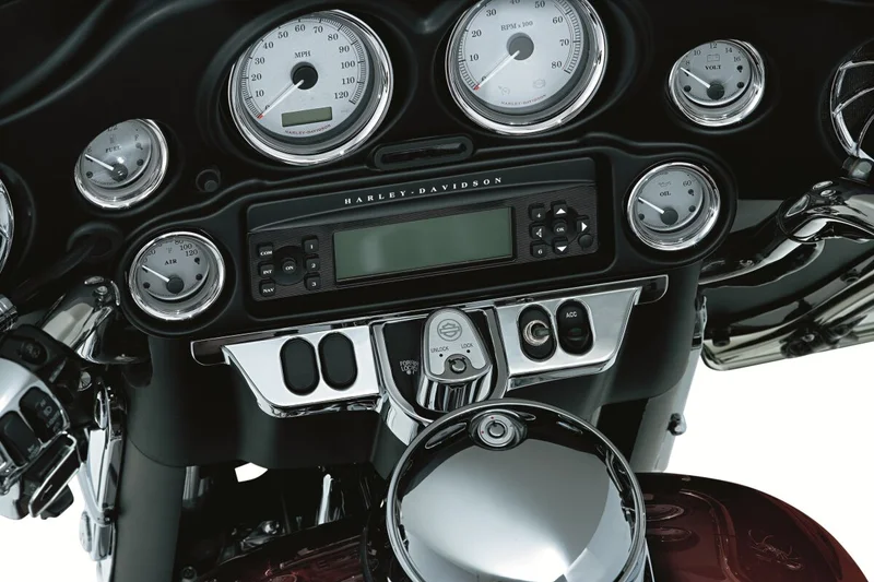 Kuryakyn COVER SWITCH PANEL