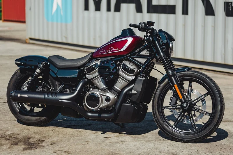 Cult-Werk Dash Cover for Harley