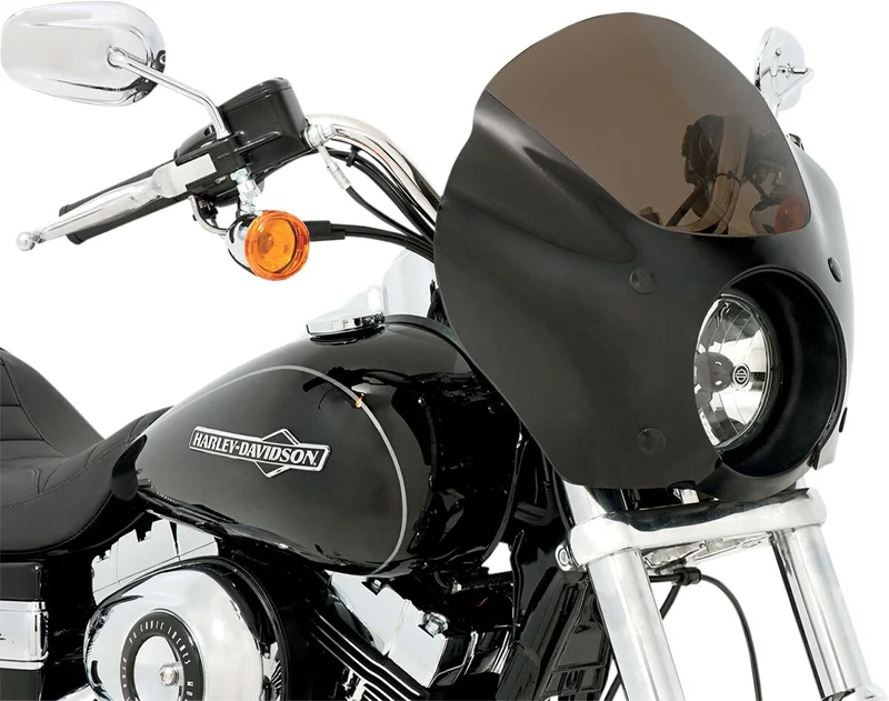 Memphis Shades FAIRING GAUNTLET 1200X