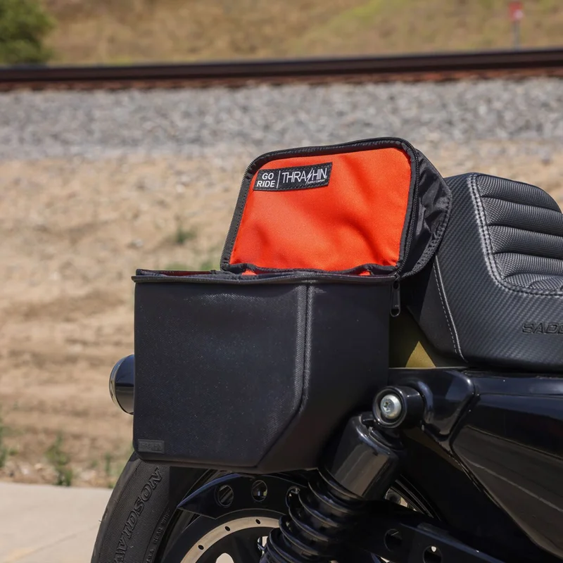 Thrashin Supply Co. SADDLEBAGS ESSENTIAL MINI 8L