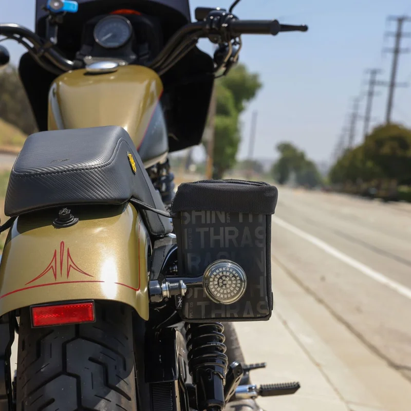 Thrashin Supply Co. SADDLEBAGS ESSENTIAL MINI 8L