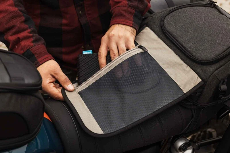 SW-Motech LEGEND GEAR TAIL BAG LR3