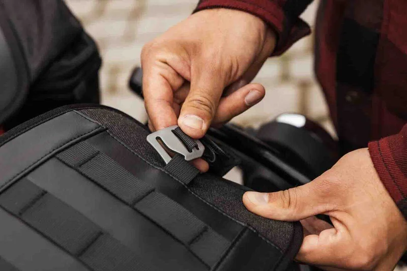 SW-Motech LEGEND GEAR TAIL BAG LR3