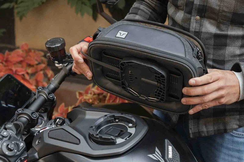 SW-Motech LEGEND GEAR TANK BAG LT4