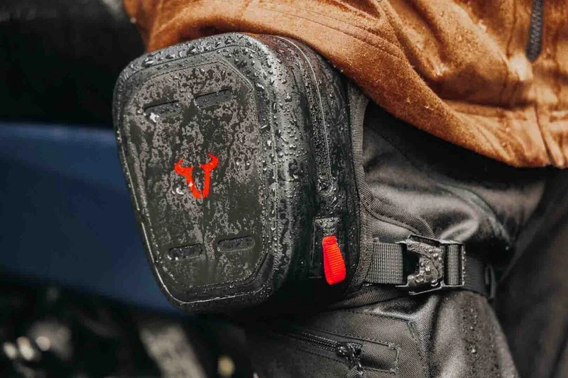SW-Motech LEG BAG WP