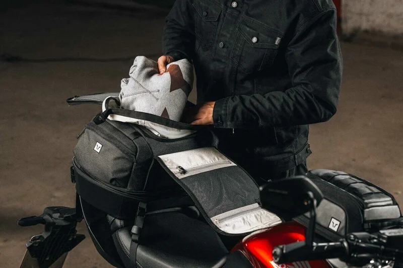 SW-Motech TAILBAG LEGEND LR4